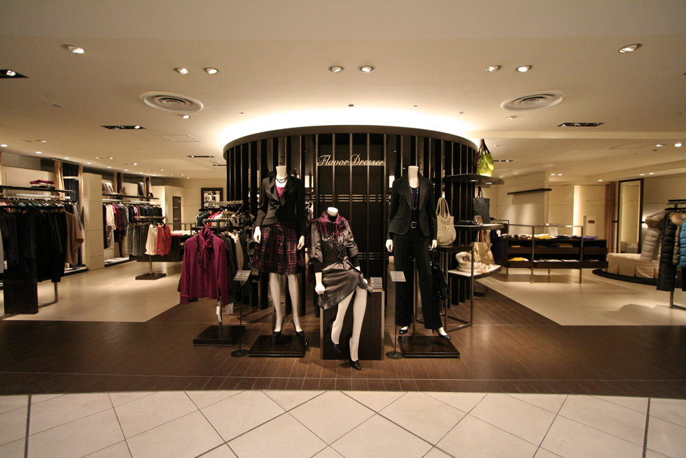 Flavor Dresser 柏高島屋/フレーバードレッサー 柏高島屋/店舗設計・デザイン:洋服・ファッションブランド